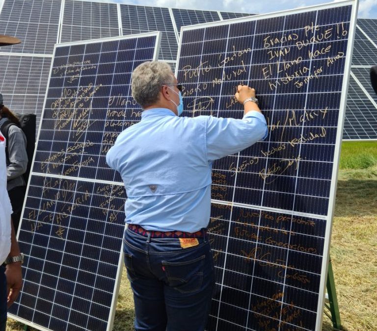 El presidente Iván Duque inauguró planta fotovoltaica “Bosques Solares los Llanos”